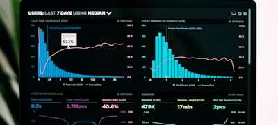 战绩纵览数据栏目展示详细的球队与球员统计数据图表