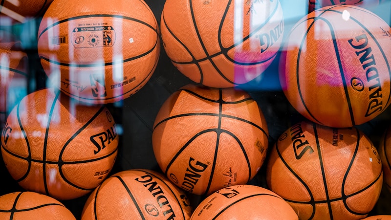 亚洲足球联赛直播现场观众座无虚席的热烈场面